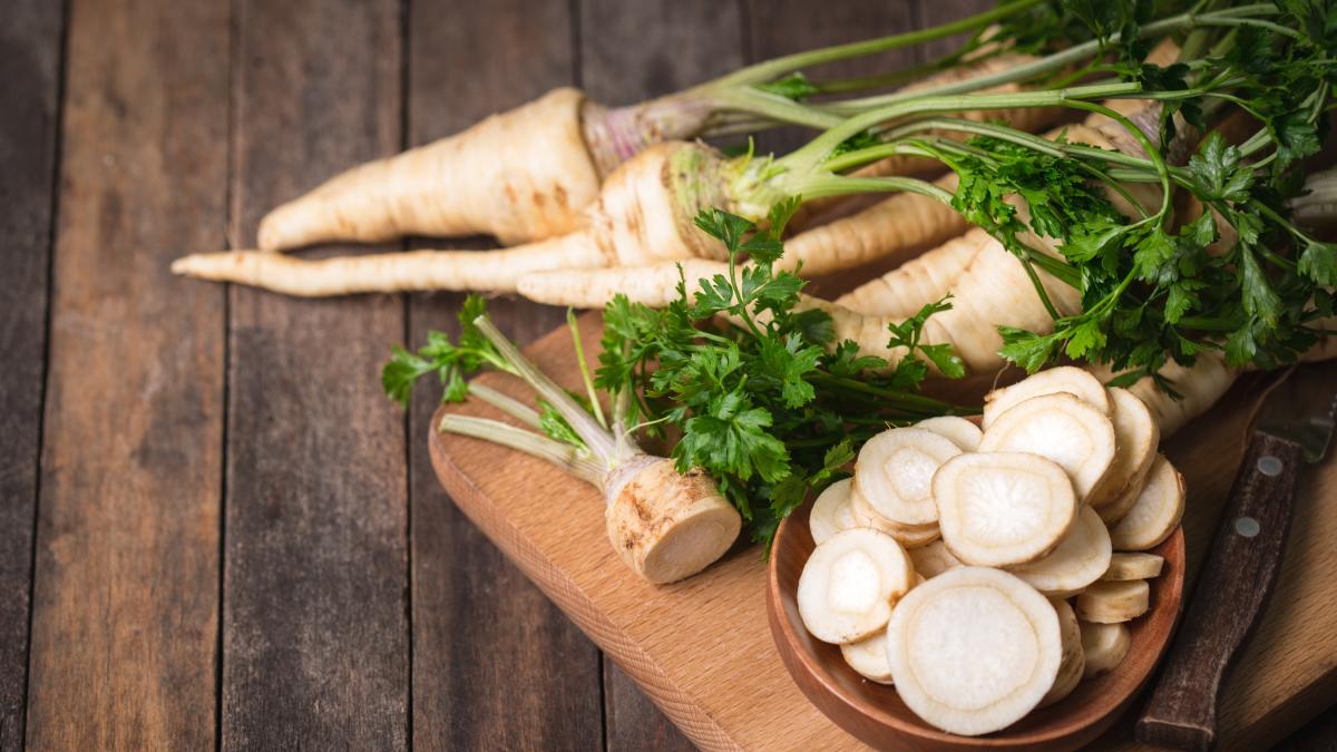 Pastinaca: proprietà, benefici e utilizzi in cucina